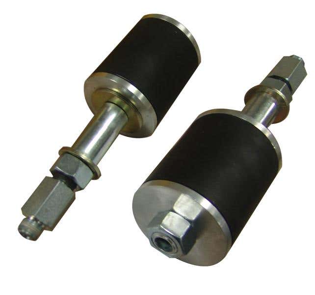 Bolt Type Medium Pressure Test Plugs With By-Pass Sizes: .28" to 10.5", 146-9 Series